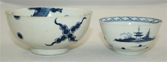 18th century English blue and white porcelain: 12cm (4)